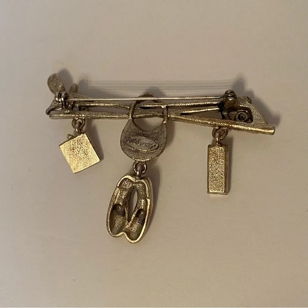 DANECRAFT BROOCH PIN GOLFERS GEAR SILVER TONE CLUBS SHOES BALLS DANGLES DROPS